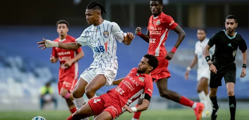 Players competing during Al Ain U23 match