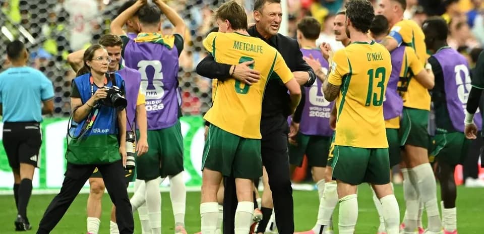 Australia team celebrating victory after match