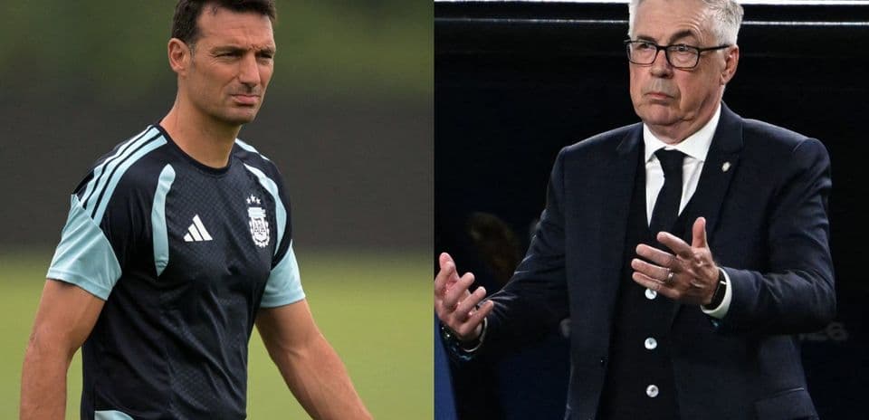 Two football managers during a match discussion