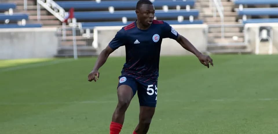 Player in action during Chicago Fire II match