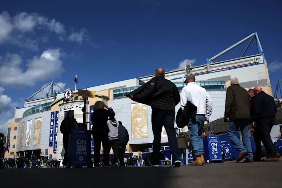 Fans arriving at Stamford Bridge before match