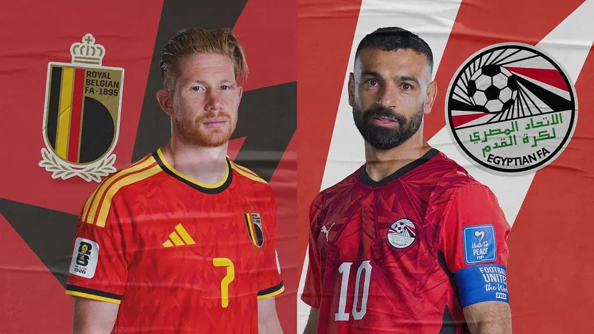 Belgium and Egypt players before World Cup match