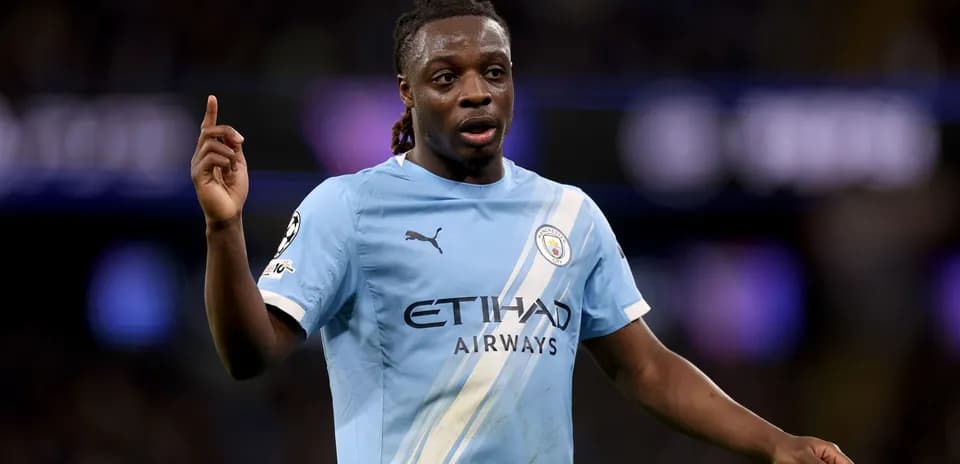 Player gesturing during Manchester City match