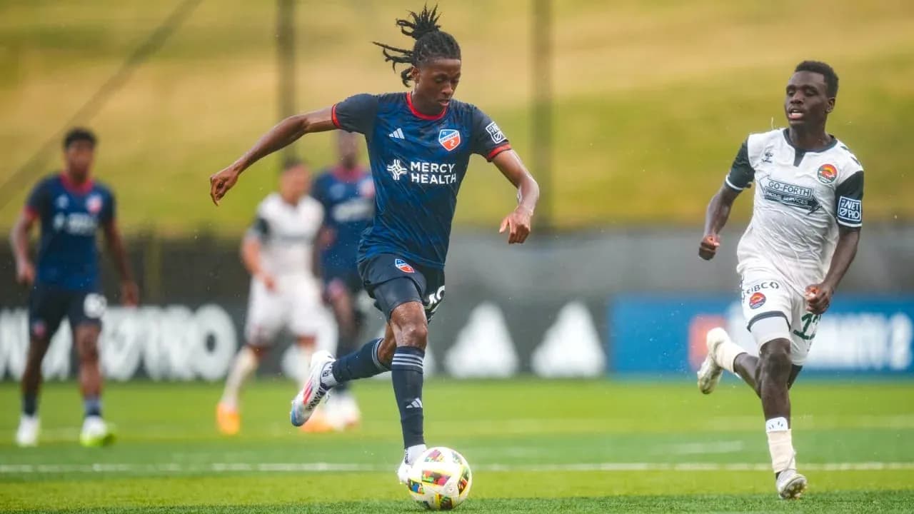 Player dribbling the ball during FC Cincinnati II match
