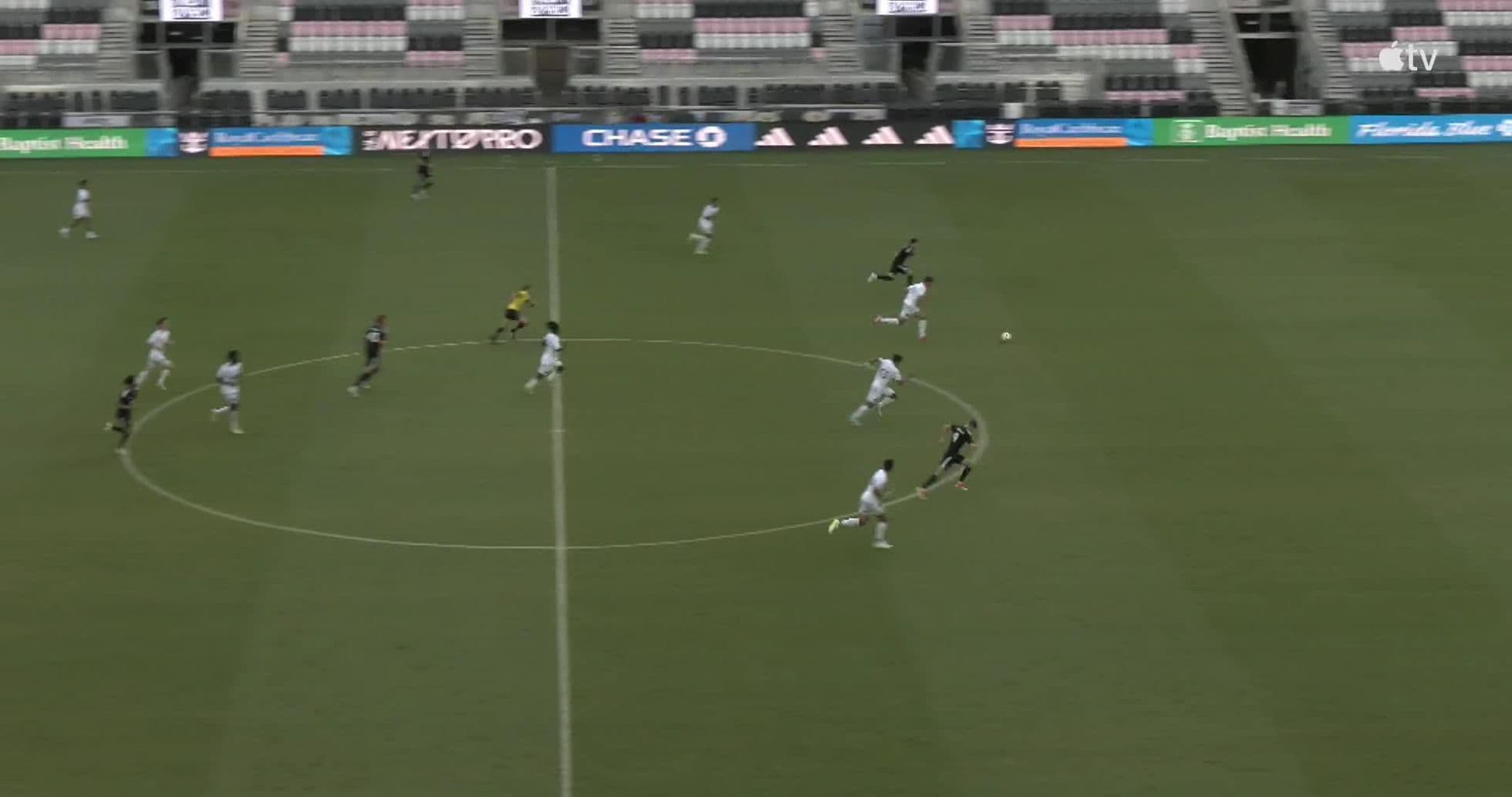 Inter Miami II player dribbling during match