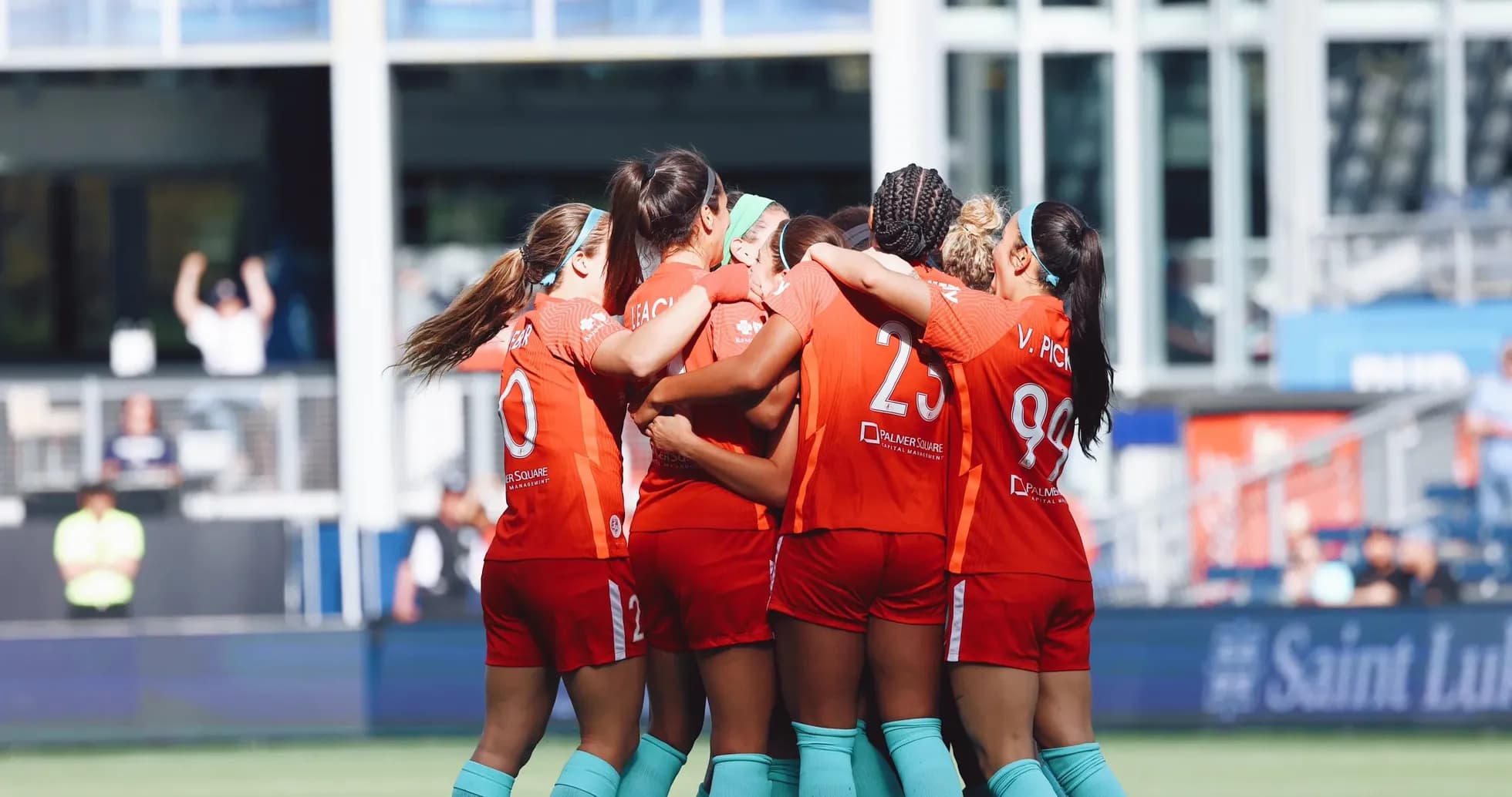 Chicago Red Stars celebrating a goal