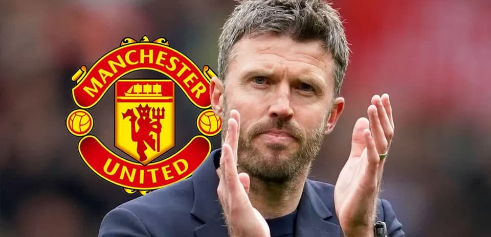 Manager applauding with Manchester United logo background