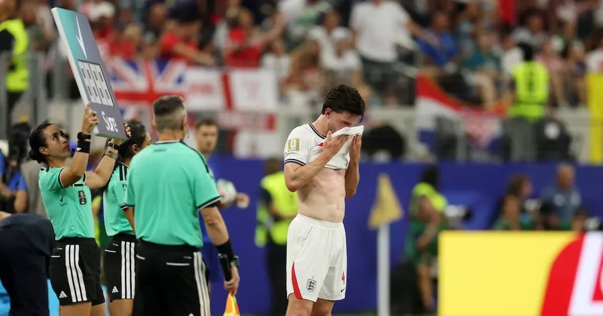 Player leaving the field during a match
