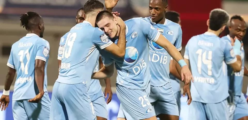 Al Wahda U23 players celebrating a goal