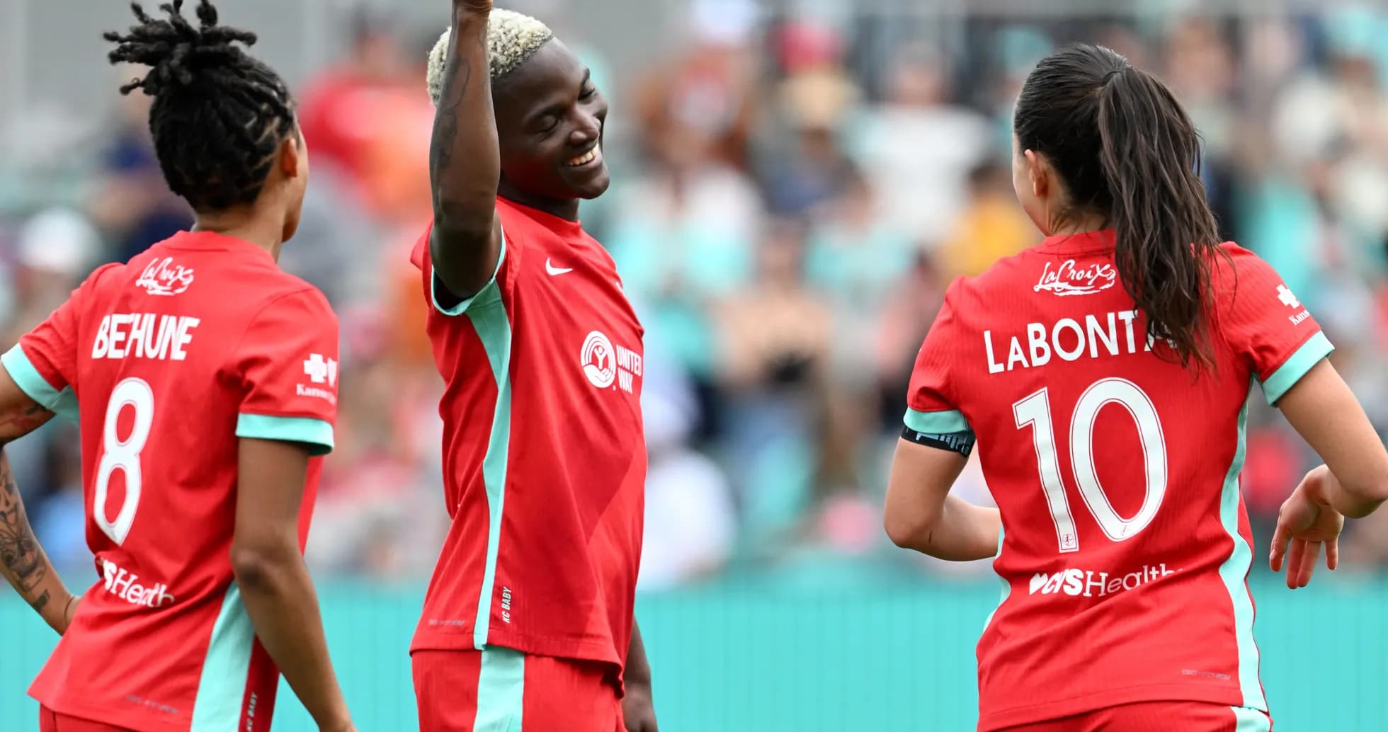 North Carolina Courage players celebrating a goal