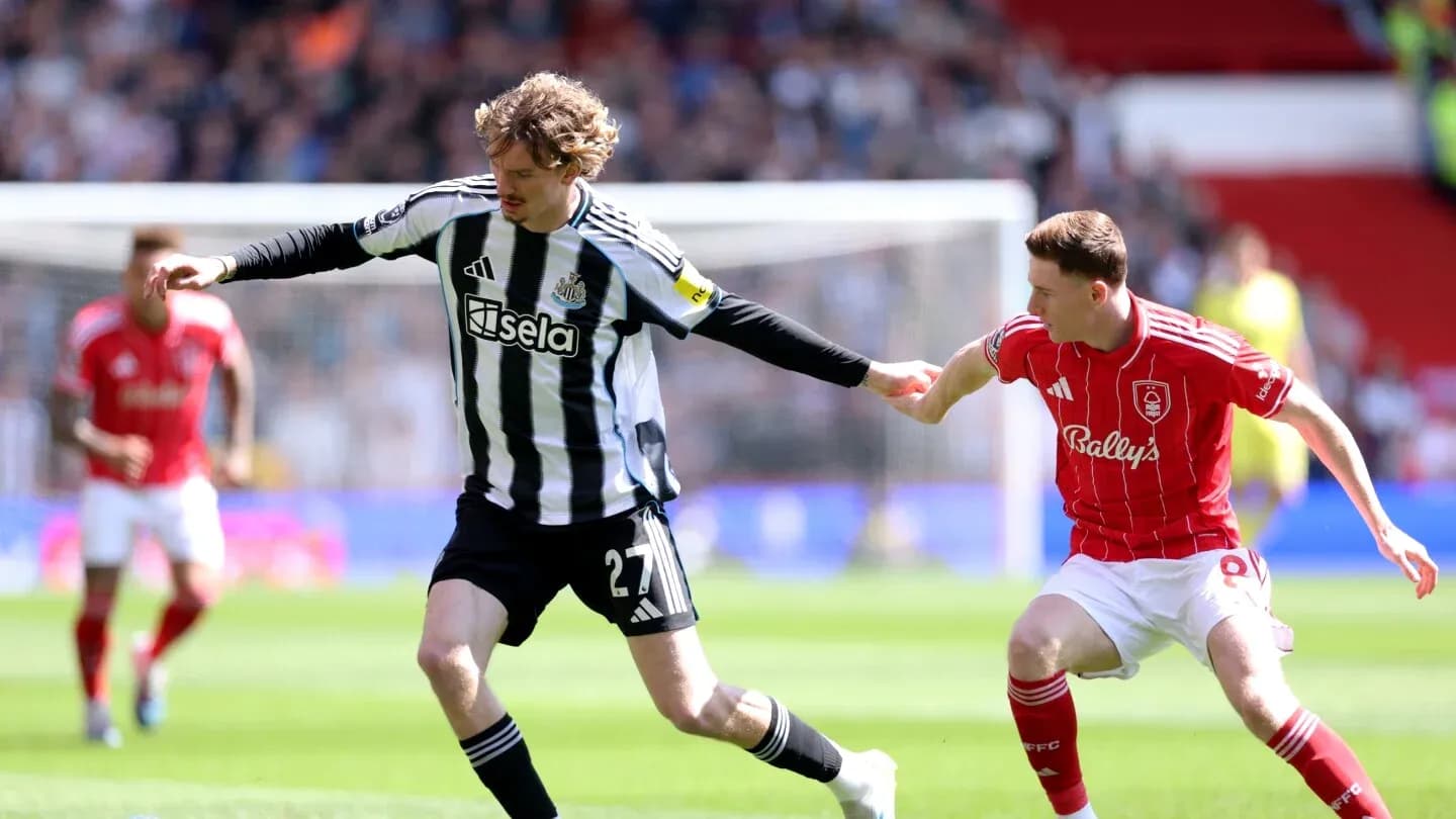 Players competing during Nottingham Forest vs Newcastle match Players competing during Nottingham Forest vs Newcastle match