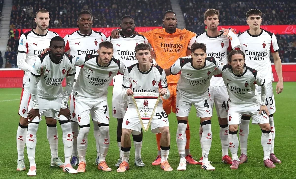 AC Milan team posing before a Serie A match AC Milan team posing before a Serie A match